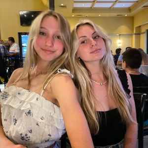 Meet your Posher, Amelia